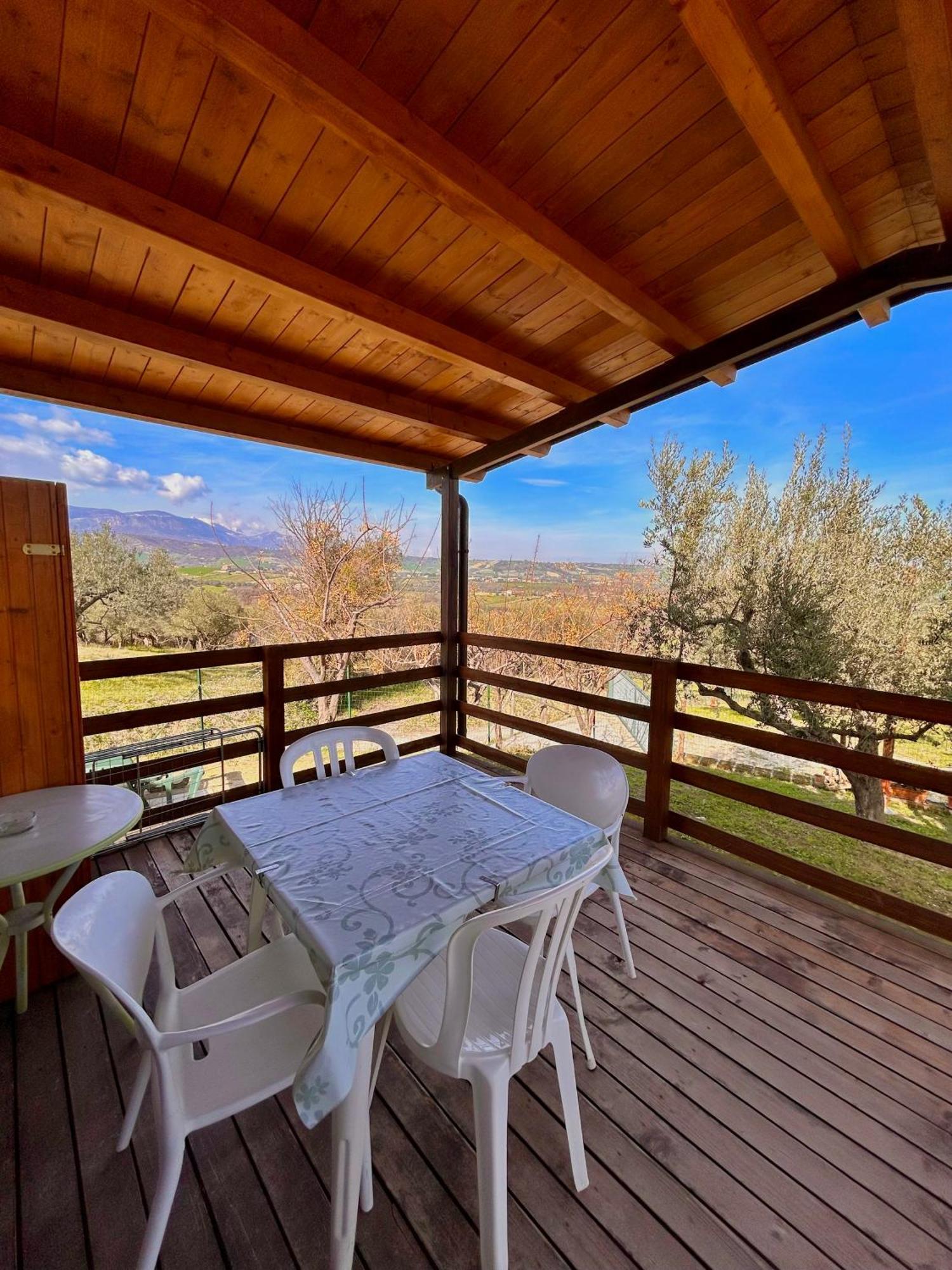 Villa Oasi Macerina Alanno Esterno foto